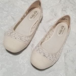 Cream lace flats